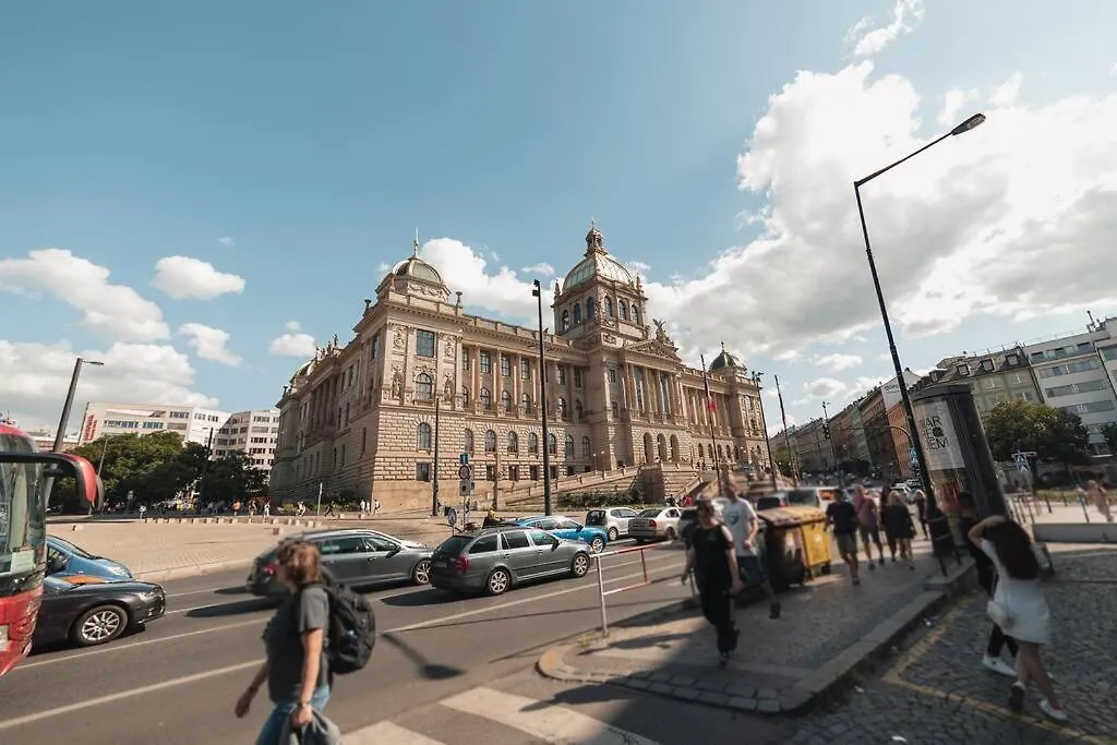 Golden Gate Apartment Prag Tschechische Republik