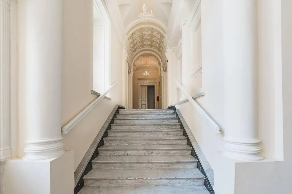 Golden Gate Apartment Prag